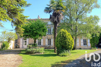 maison à Vinax (17)