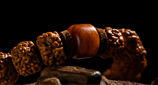 Title 8, King Kong Bodhi Agarwood Araba Anahtarlığı Koly...