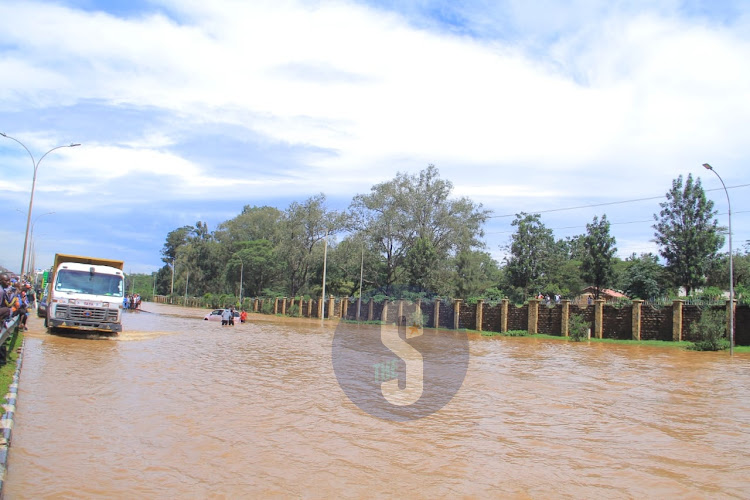 Thika road super highway at Kenyatta University flooded due to heavy rainfall being winessed in the country on May 1, 2024.