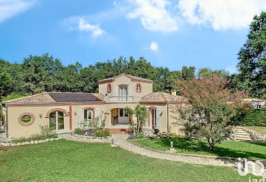 House with pool and terrace 18