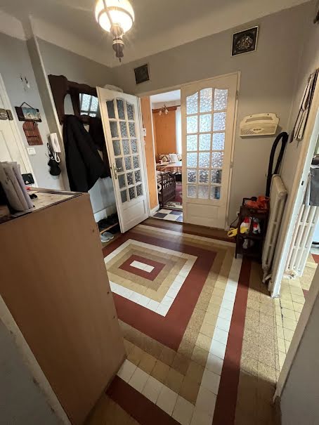 Vente appartement 4 pièces 90 m² à Saint-Etienne (42000), 70 000 €