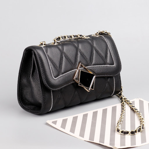 Title 6, Fashionable Sweet Single Shoulder Diagonal Bag....