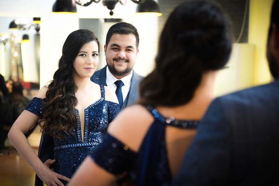 結婚式の写真家Abdullah Elmas (gulumsecekiyorum)。2019 5月7日の写真