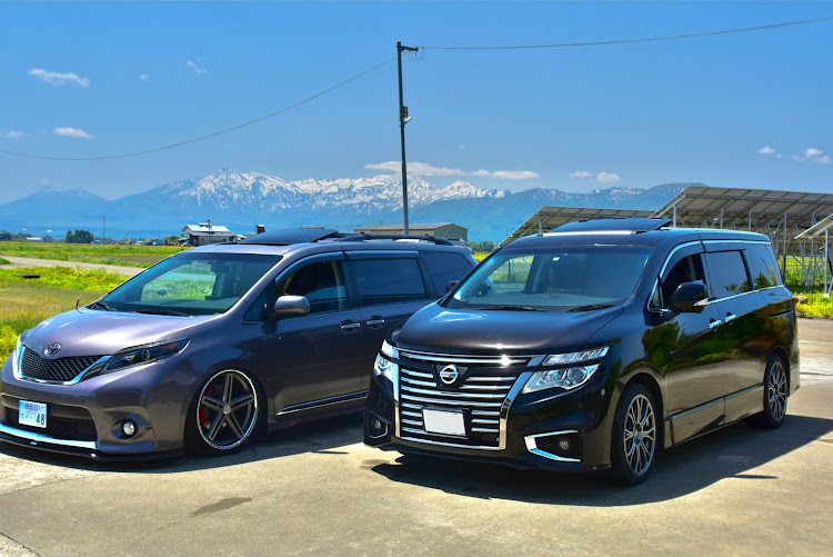 シエナの逆輸入車・上杉謙信・エルグランド　VIP・ドライブイン　藤仙・GW満喫中に関するカスタム事例の投稿画像4枚目