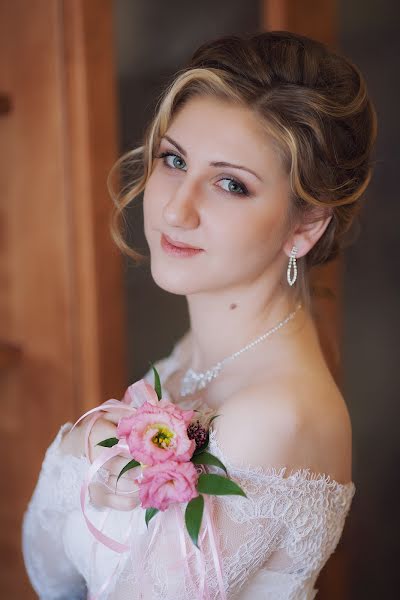 Wedding photographer Ekaterina Yuzhakova (eyuzhakova). Photo of 1 June 2015