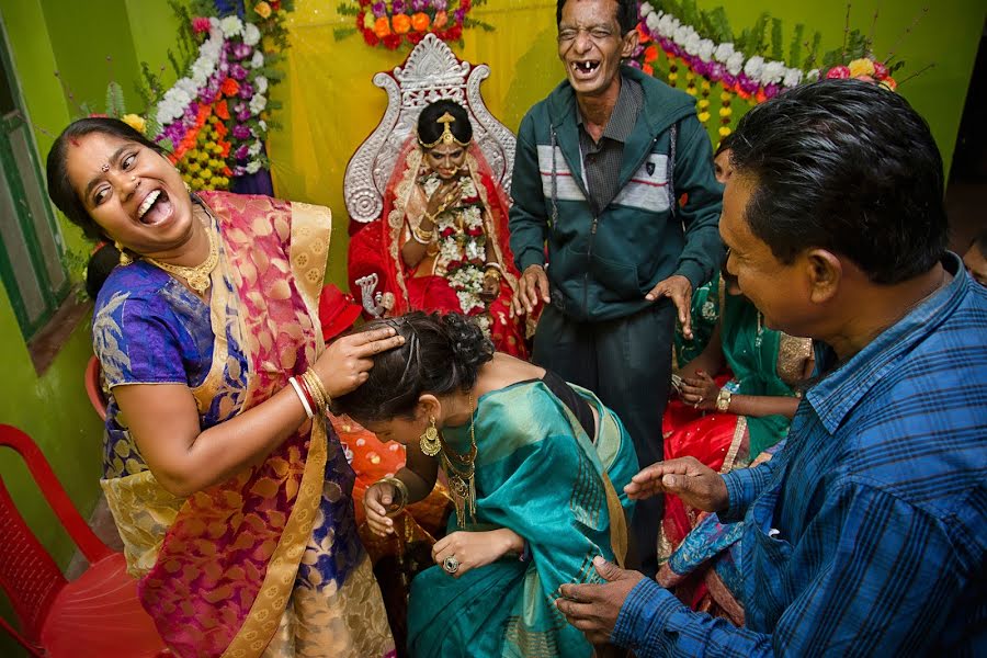 Fotografo di matrimoni Sourav Paul (souravpaul). Foto del 11 ottobre 2018