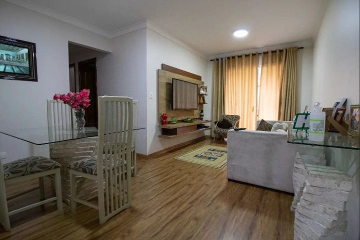 Apartamentos à venda Vila Galvão