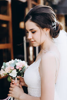 Wedding photographer Yulya Vlasova (vlasovaulia). Photo of 22 March 2021