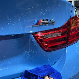 M4 クーペ F82