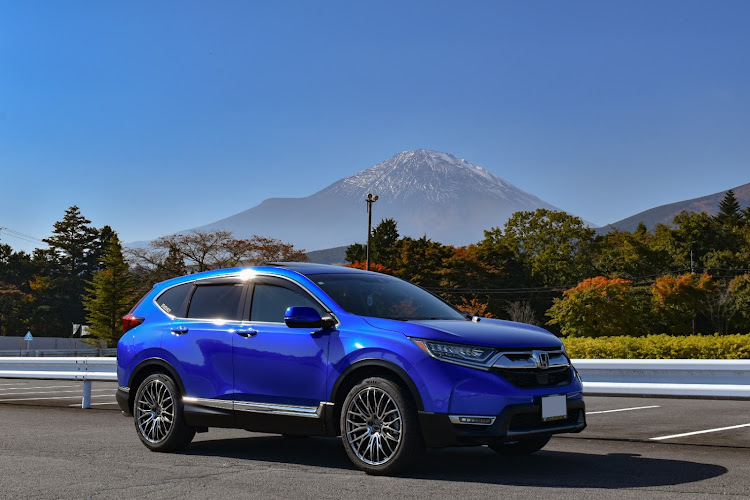 CR-Vの2023ベストショット10月に関するカスタム事例の投稿画像1枚目