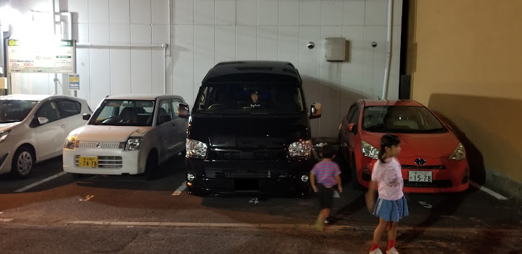 ハイエース スーパーロングのスパロン・SLOC・SUPER LONG OWNERS CLUB・キャンパー特装車・車中泊の旅に関するカスタム事例の投稿画像5枚目
