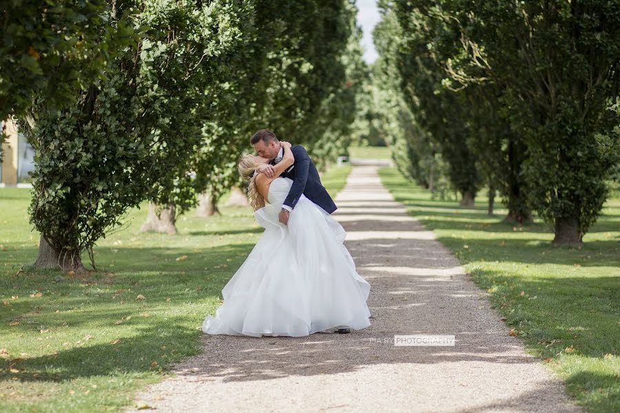 Fotografo di matrimoni Pia Ry Fjordside (piary). Foto del 30 marzo 2019