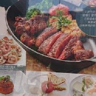 艾朋牛排餐酒館 À POINT STEAK & BAR