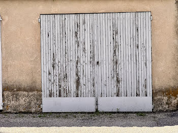 parking à Pont-Saint-Esprit (30)