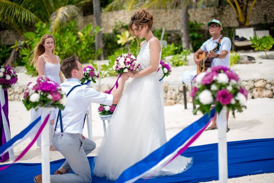 Svatební fotograf Evgeniy Maydan (sunweddingtours). Fotografie z 1.května 2017