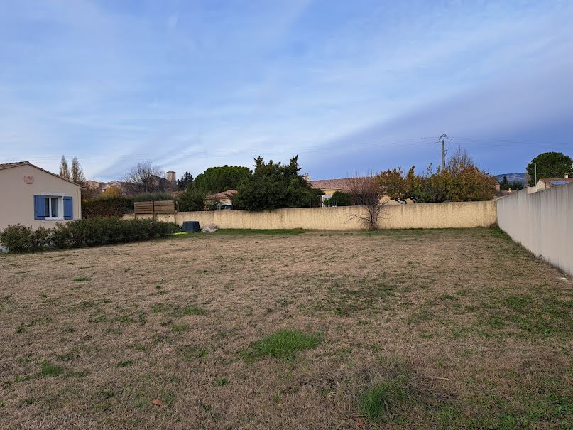 Vente terrain  617 m² à Caromb (84330), 101 000 €