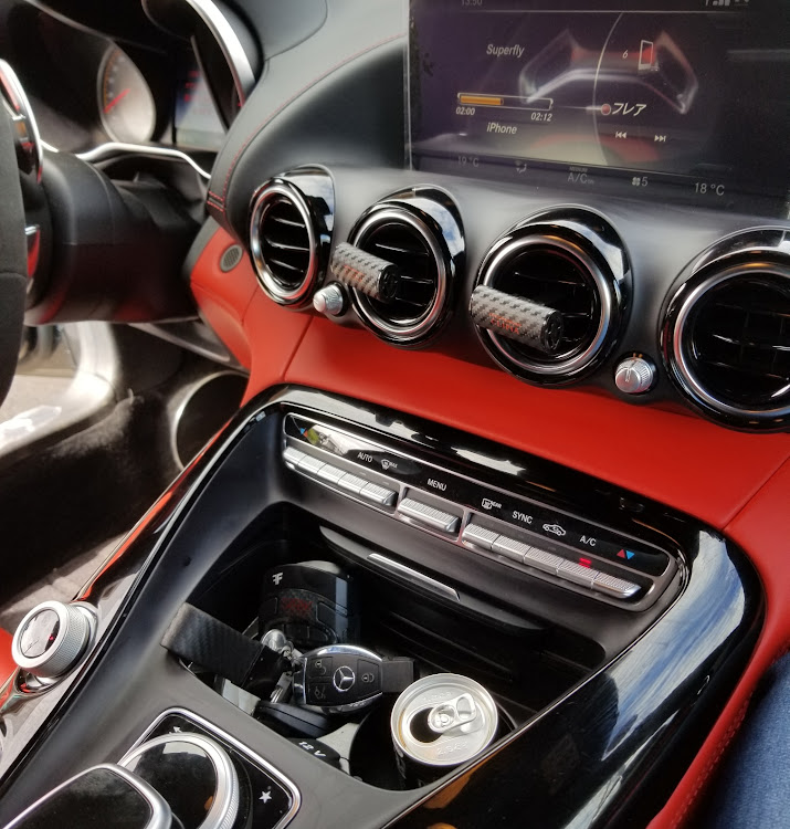 NSXのモテモテレーシング・AMG GTS・AMG・NSXに関するカスタム事例の投稿画像3枚目