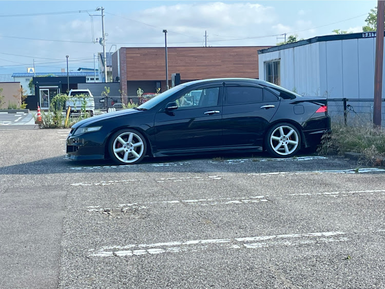 アコードの8月もよろしくお願いします・夏休み・ドライブ・車高調整に関するカスタム事例の投稿画像1枚目