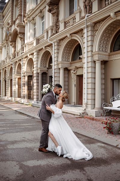 Fotografo di matrimoni Slava Alekseev (photographertut). Foto del 18 aprile 2023