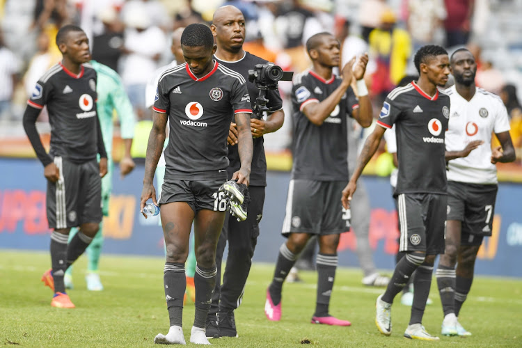 Orlando Pirates players look dejected during the DStv Premiership match between Orlando Pirates and Mamelodi Sundowns at Orlando Stadium on February 04, 2023 in Johannesburg, South Africa. (Photo by Lefty Shivambu/Gallo Images)