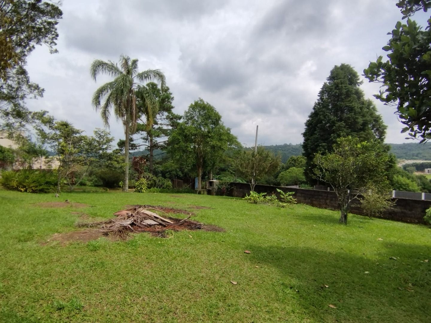 Terrenos à venda Jardim San Ressore (Caucaia do Alto)