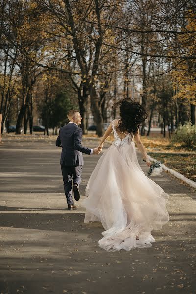 Wedding photographer Asya Galaktionova (asyagalaktionov). Photo of 3 December 2019