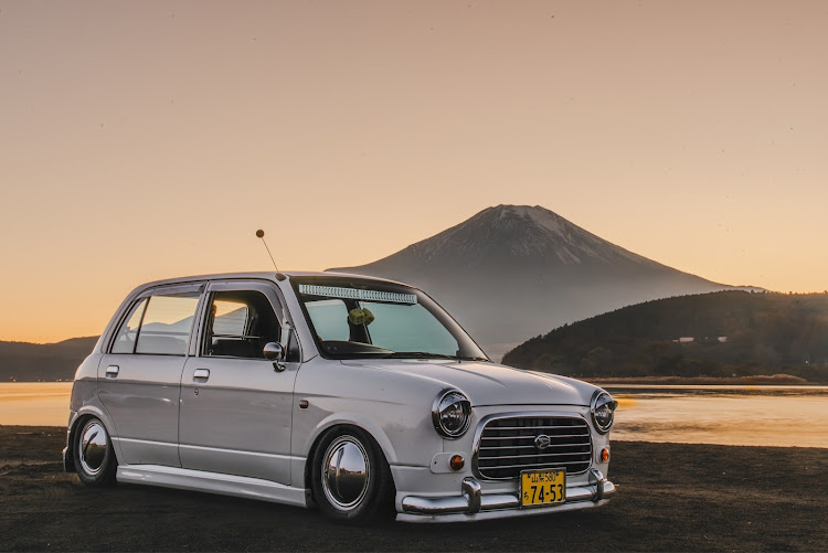 ミラジーノのミラジーノ・富士山・足車撮影・ドライブに関するカスタム事例の投稿画像1枚目