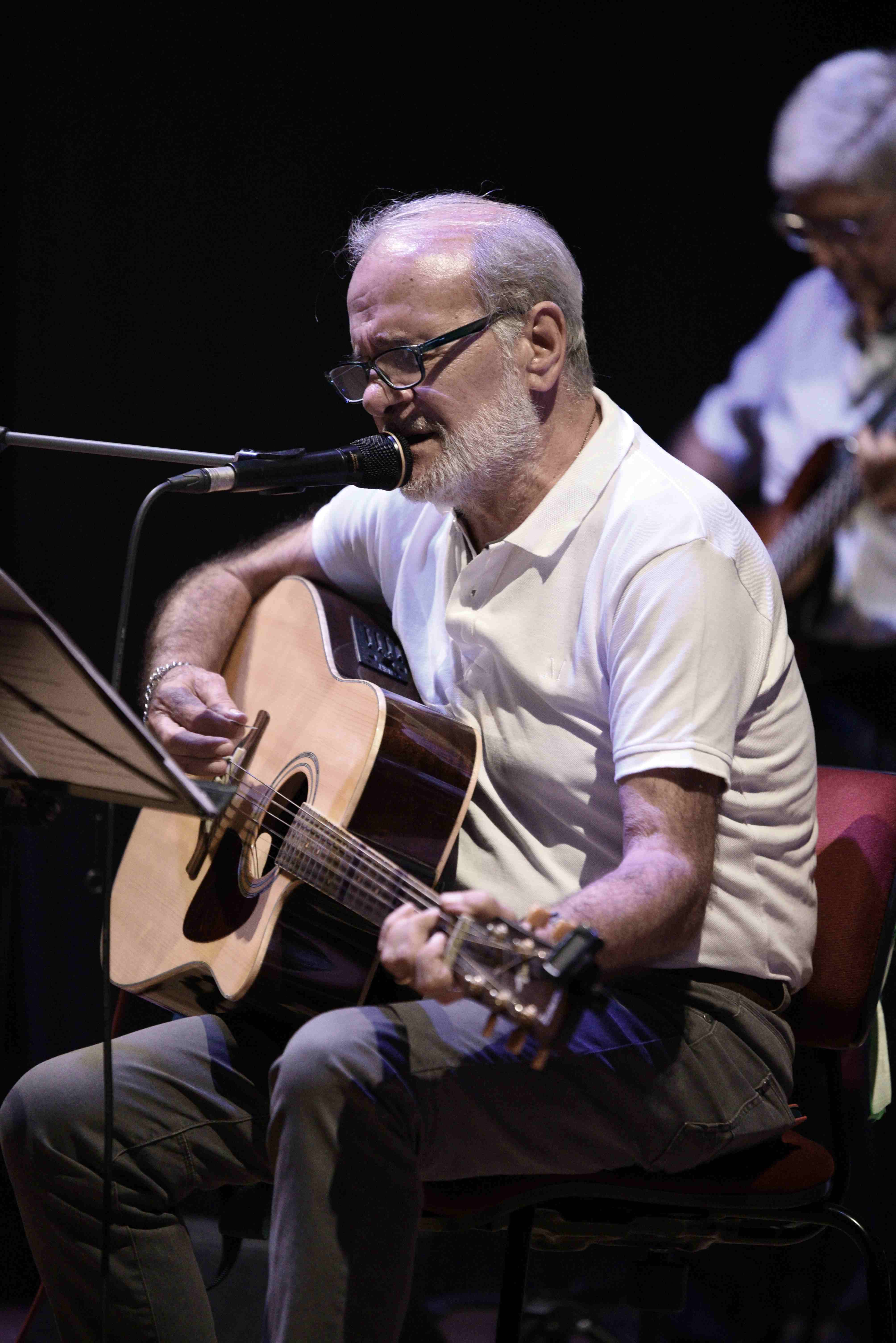 con lei...la musica di tomaso melis