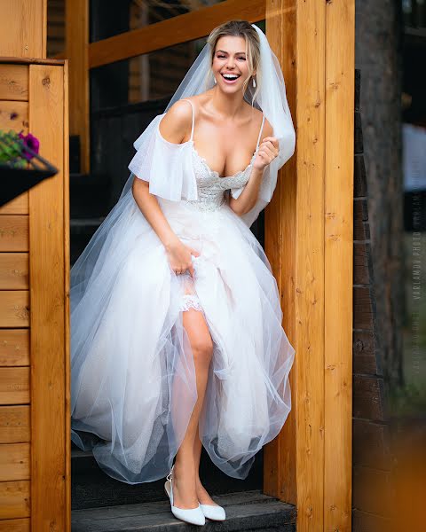 Fotógrafo de casamento Dmitriy Varlamov (varlamovphoto). Foto de 28 de setembro 2019