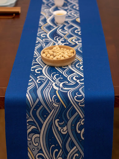 Title 2, Tea Flag Table Cloth Protects Your Table Stylis...
