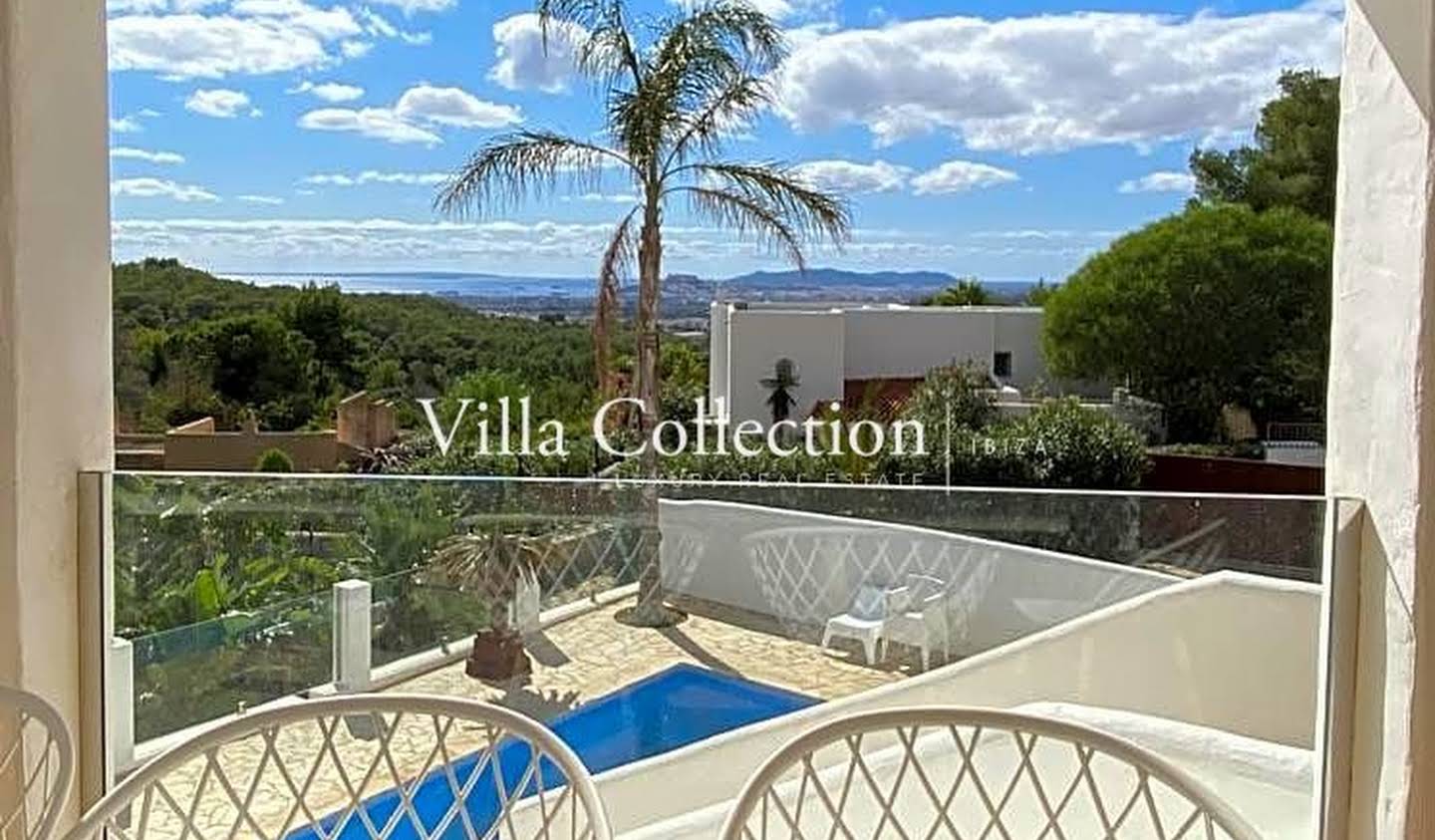 Villa with pool and terrace Ibiza