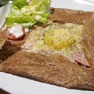 Le Puzzle Creperie & Bar 法式薄餅小酒館