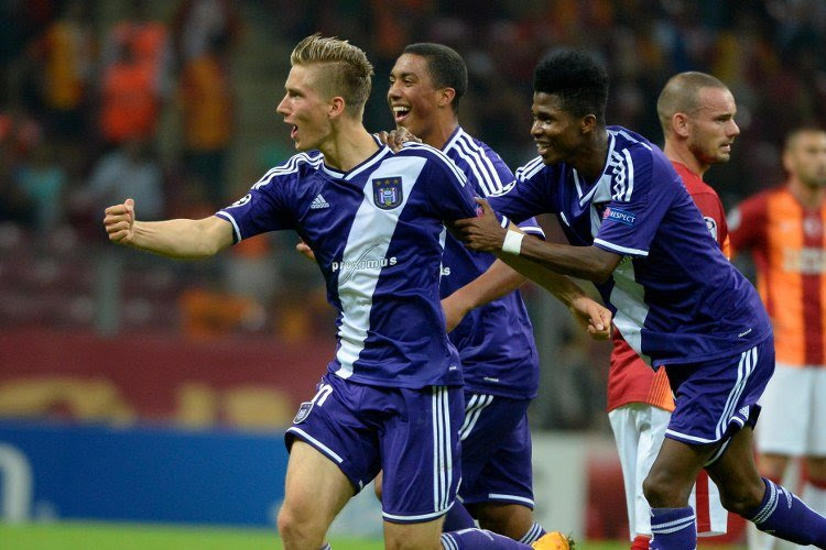 Anderlecht opte pour le logo de Proximus en Coupe d'Europe