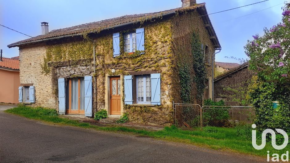 Vente maison 5 pièces 97 m² à Cussac (87150), 130 000 €