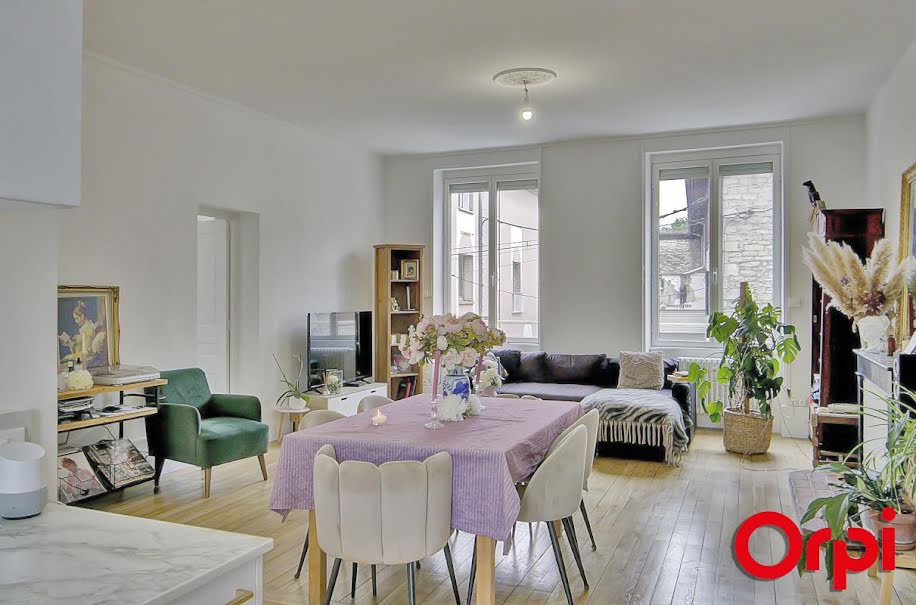 Vente appartement 3 pièces 71 m² à Bourgoin-Jallieu (38300), 239 000 €