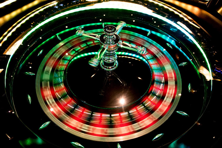 Try your luck at roulette in the casino of MSC Magnifica. 