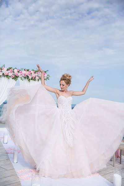 Fotógrafo de casamento Pavel Zaburunnov (zaburunnovpavel). Foto de 14 de julho 2017