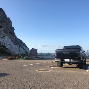 ハイラックス GUN125