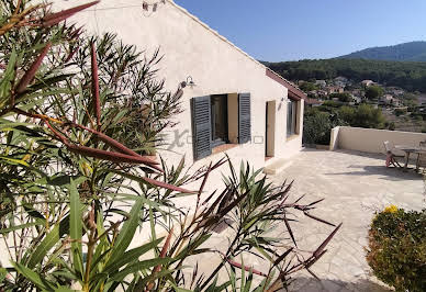 House with pool and terrace 4