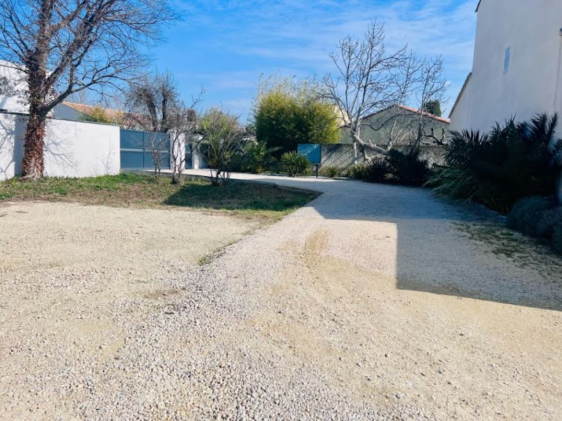 Vente terrain  220 m² à Grans (13450), 190 000 €