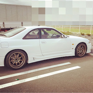 スカイライン GT-R R33