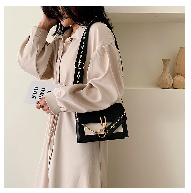 Frosted Crossbody Bag Elegantna i Praktična Torba za Svaki Dan ili Večernje Izlaske Moderan Dizajn Dovoljno Prostora za Sve Što Vam Treba