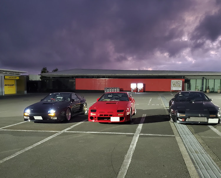 RX-7のオプジャン富士・ユアーズスポーツ・株式会社　シロマ・kazu430さん有り難うございます・れっどさん有り難うございますに関するカスタム事例の投稿画像10枚目