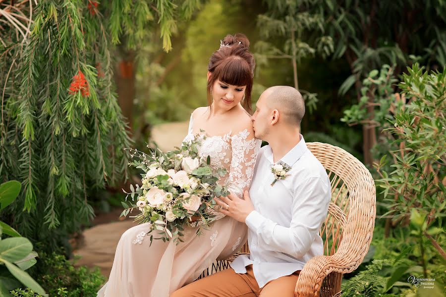 Fotógrafo de casamento Valentina Ermilova (wwerm1510). Foto de 25 de junho 2019