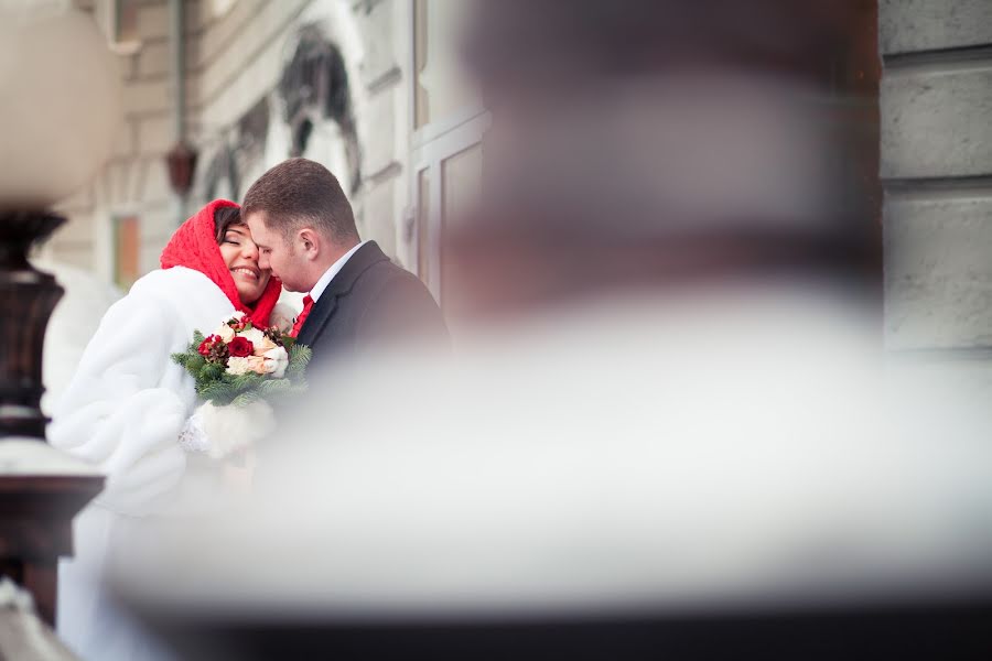 Photographe de mariage Yuriy Emelyanov (kedr). Photo du 13 janvier 2014