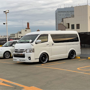 ハイエースバン