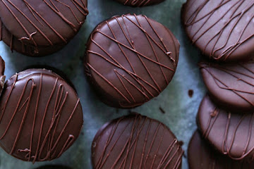 How to Make Homemade Thin Mint Cookies