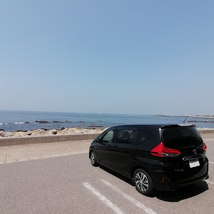 フリード GB7