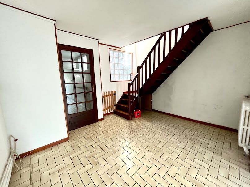 Vente maison 4 pièces 75 m² à Maroilles (59550), 64 000 €
