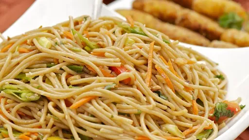 Veg Hakka Noodles